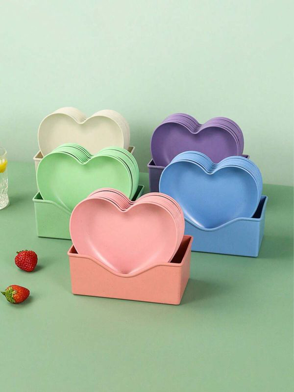 Pack Of 8 Heart Plate Set Pack Of 8 Heart Plate Set