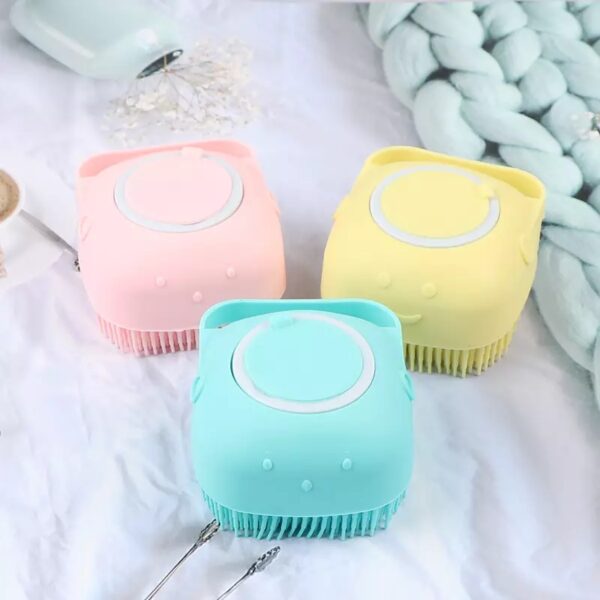 Silicon Body Brush for a Luxurious Bath Experience
